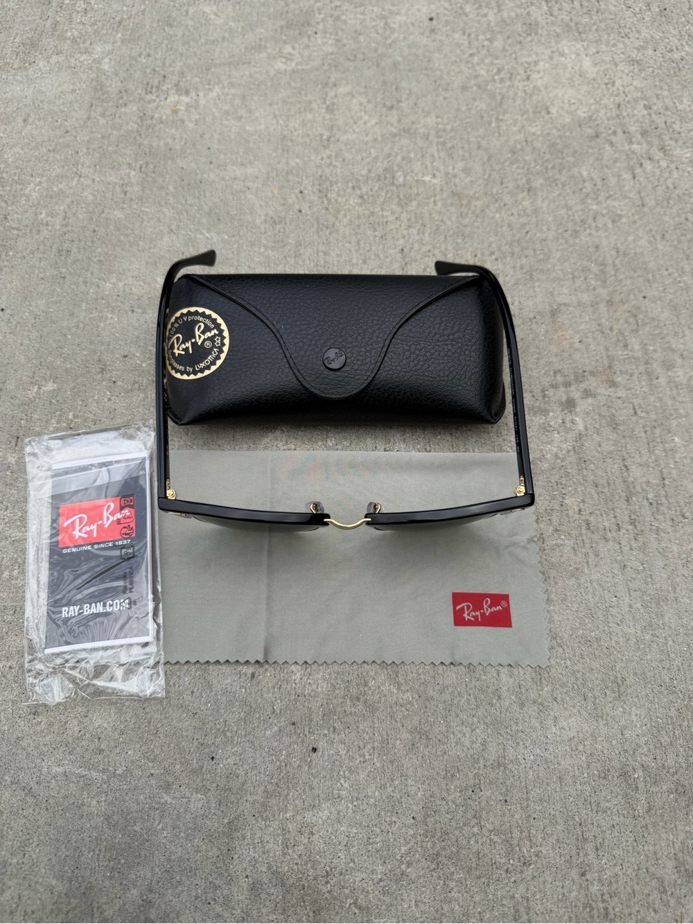 Rayban RB3016 Clubmaster Sunglasses G-15 Lens Black Gold Arista Frame - Picture 4 of 4